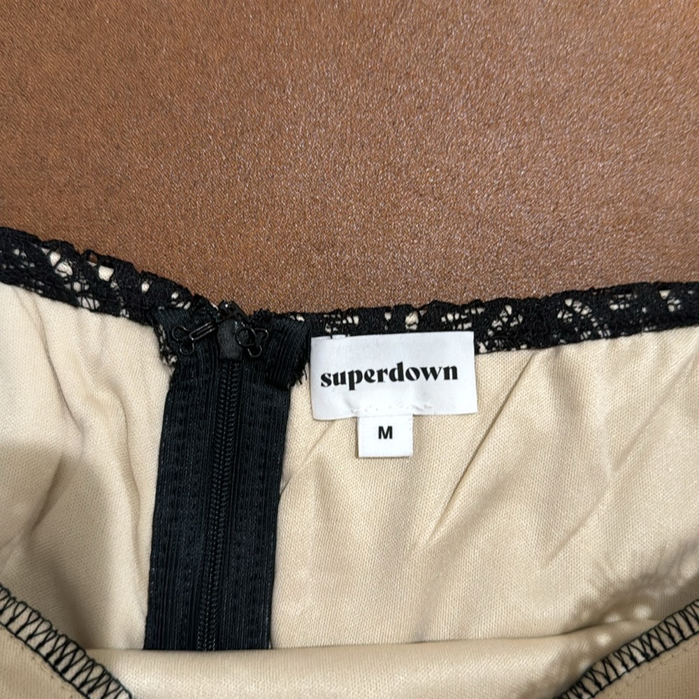 Lace tube crop top by Superdown size M - Picture 4 of 6